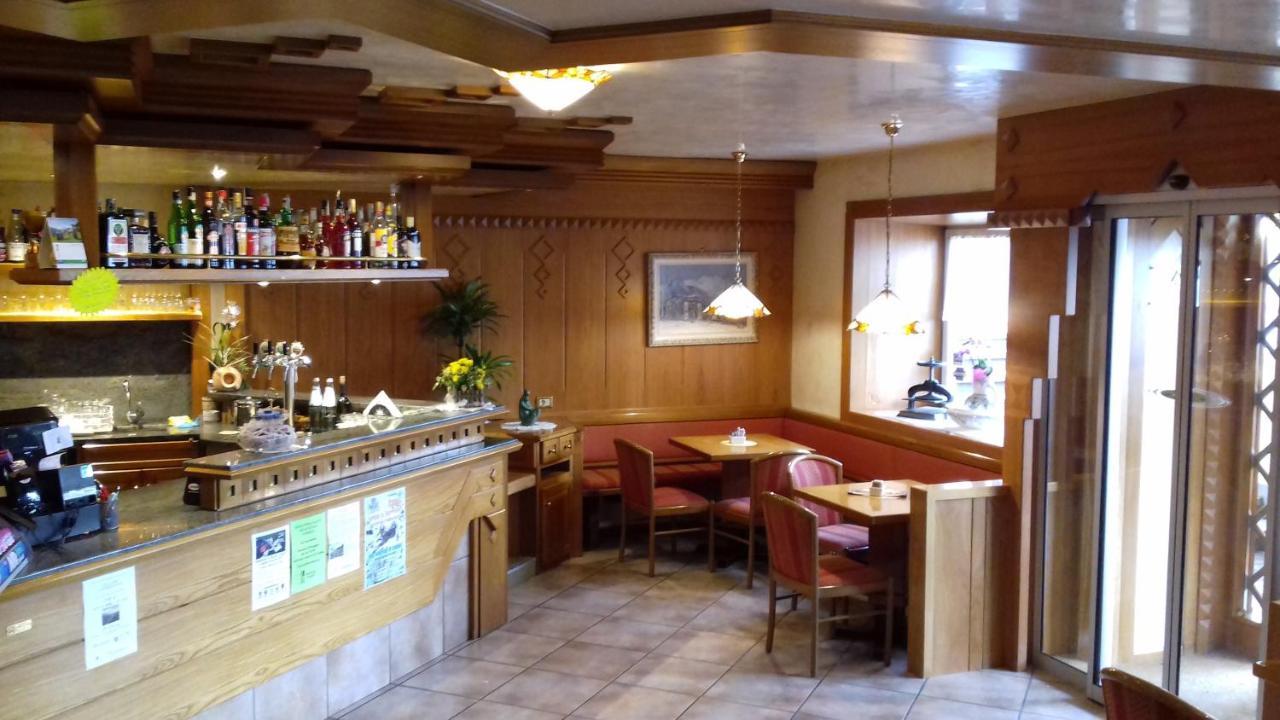 Albergo Alpino อารับบา ภายนอก รูปภาพ